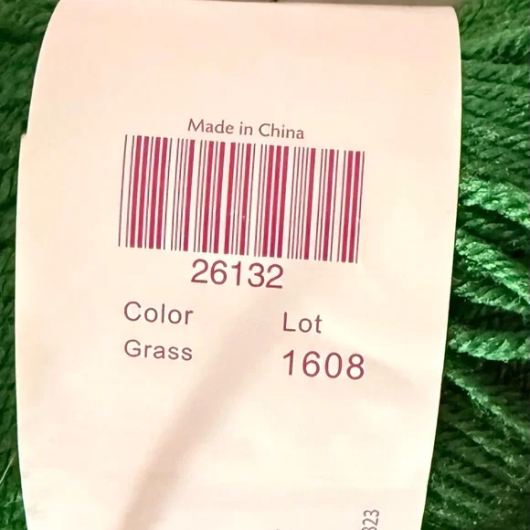 🧶 Brava Premium Worsted Weight Yarn – 8 Colors 🧶 - Picture 10 of 16